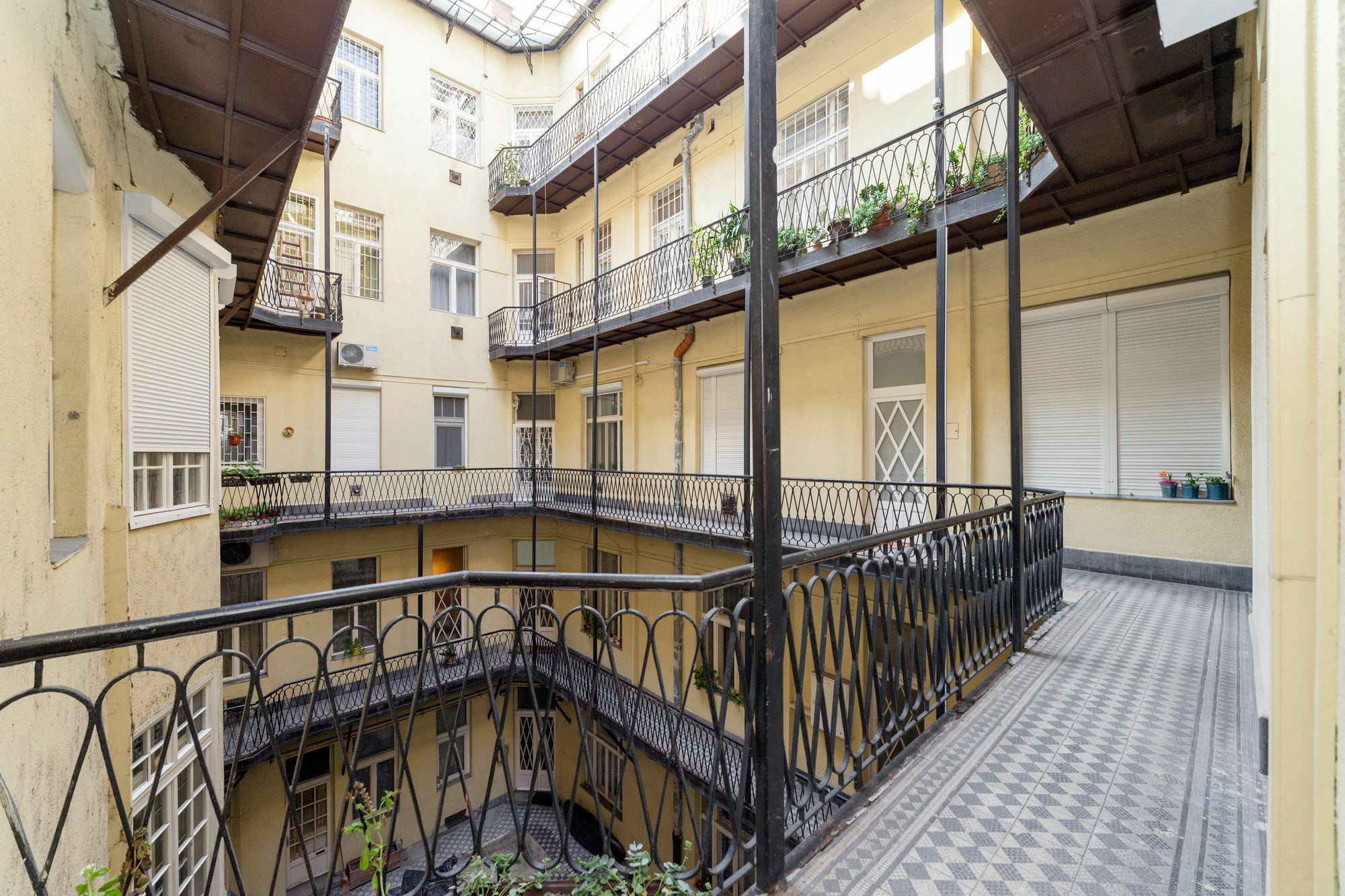 Tatra 4 Studios Budapest Eksteriør billede